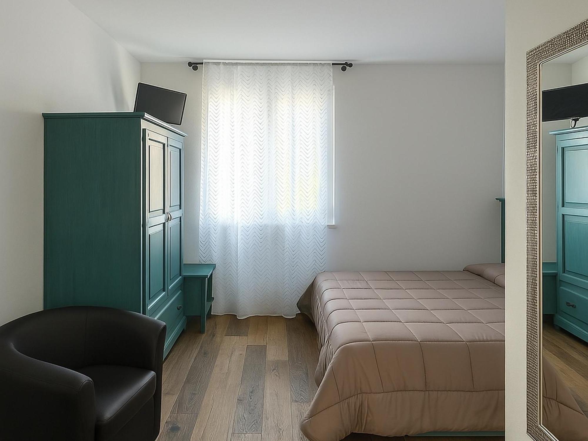 Le Belle Maison Пескиера дел Гарда Екстериор снимка